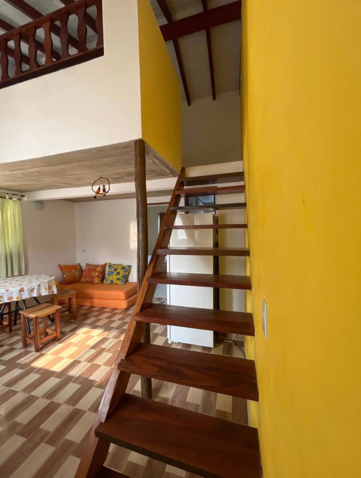 Casa Em - I - Canário *